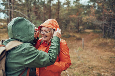 Buiten bewegen in de regen